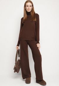 Born2be - Brązowy Dzianinowy Komplet z Wełną i Bawełną Spodnie i Sweter z Golfem Errele. Kolor: brązowy. Materiał: dzianina, wełna, bawełna #3