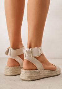 Renee - Beżowe Sandały VICES na Platformie Ozdobione Plecionką z Juty Pellitoris. Kolor: beżowy. Wzór: aplikacja. Sezon: lato. Obcas: na platformie. Styl: elegancki #6