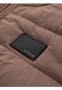 Ombre Clothing - Lekka męska kurtka z łączonych materiałów z kapturem i ozdobnym pikowaniem – jasnobrązowa V2 OM-JANP-0160 - XXL. Okazja: na co dzień. Typ kołnierza: kaptur. Kolor: brązowy. Materiał: materiał. Wzór: aplikacja. Styl: casual #7