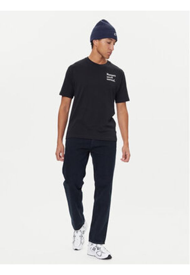 New Balance T-Shirt MT53921 Czarny Regular Fit. Kolor: czarny. Materiał: bawełna