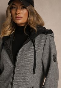 Renee - Ciemnoszara Pudełkowa Kurtka z Kapturem Tulimera. Okazja: na co dzień. Typ kołnierza: kaptur. Kolor: szary. Materiał: jeans. Styl: sportowy, casual #5