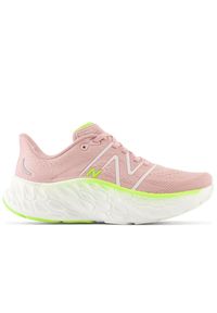 Buty New Balance Fresh Foam More v4 WMORCI4 - różowe. Kolor: różowy. Materiał: syntetyk. Szerokość cholewki: normalna. Sport: fitness