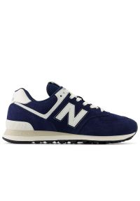 Buty unisex New Balance U574BCE - granatowe. Kolor: niebieski. Materiał: materiał, zamsz, syntetyk, guma, skóra. Szerokość cholewki: normalna. Model: New Balance 574 #1