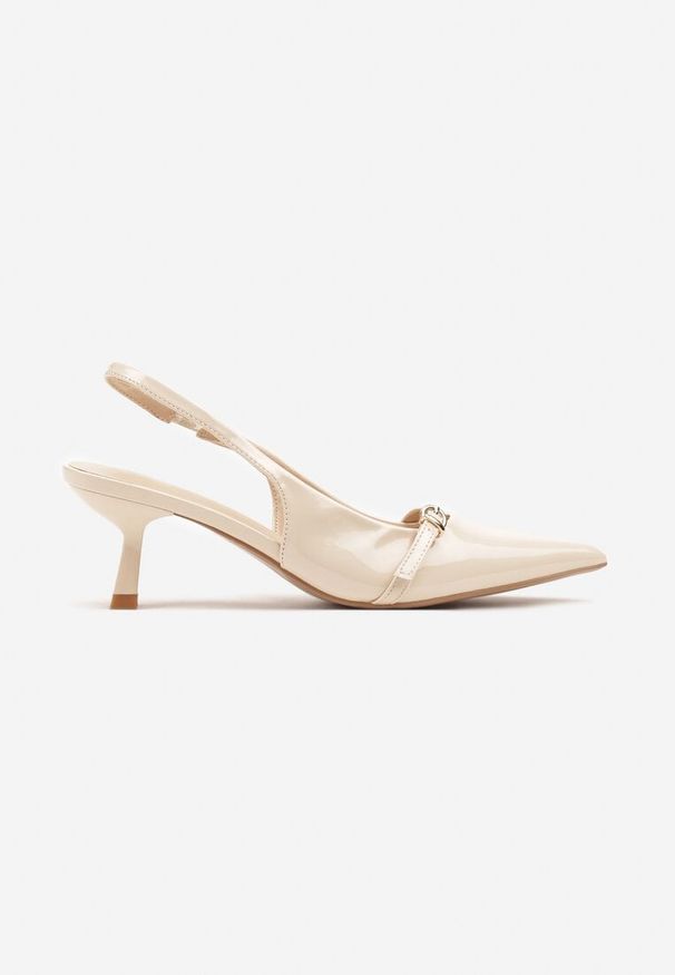 Renee - Jasnobeżowe Lakierowane Sandały Slingback na Obcasie Kaczuszka Aovia. Okazja: na co dzień. Nosek buta: szpiczasty. Kolor: beżowy. Materiał: lakier. Obcas: na obcasie. Styl: elegancki, casual. Wysokość obcasa: średni