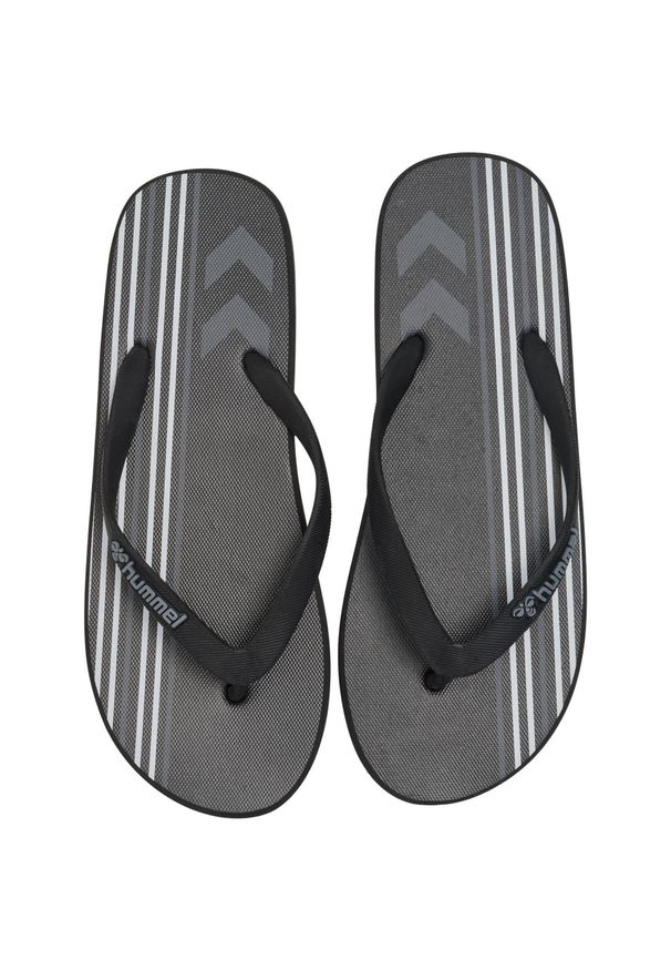 Klapki z wieloma paskami Hummel. Zapięcie: pasek. Kolor: czarny. Styl: sportowy