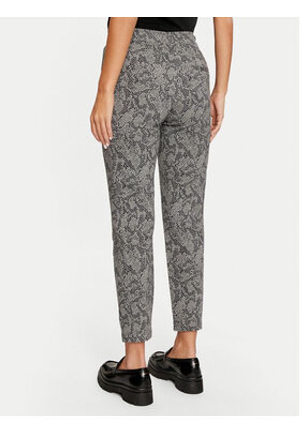 Olsen Spodnie materiałowe 14002211 Szary Regular Fit. Kolor: szary. Materiał: wiskoza