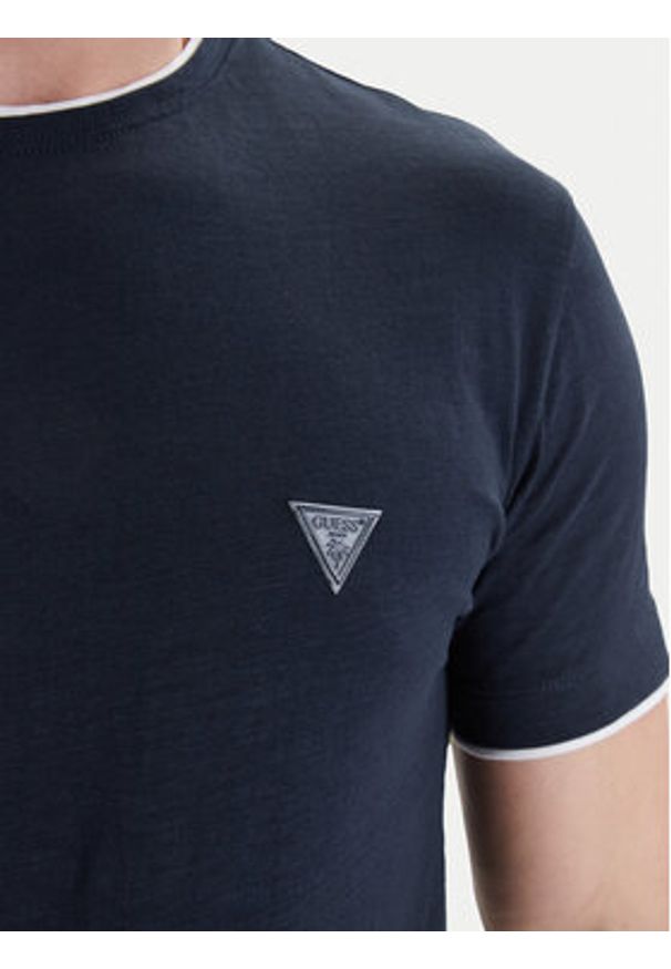 Guess T-Shirt F6GI06 K6XN4 Niebieski Slim Fit. Kolor: niebieski. Materiał: bawełna