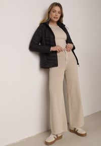 Born2be - Czarna Przejściowa Kurtka Pikowana z Odpinanym Kapturem Edrelith. Okazja: na co dzień. Kolor: czarny. Materiał: jeans, nylon. Styl: casual #2