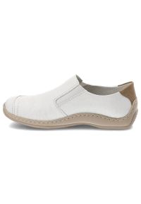 Białe Półbuty Rieker Wygodne Obuwie Damskie. Okazja: na co dzień, na spotkanie biznesowe. Kolor: biały. Materiał: skóra. Styl: casual, elegancki, biznesowy #6