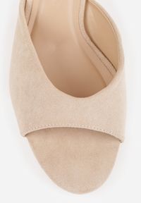 Renee - Beżowe Eleganckie Klapki z Imitacji Zamszu na Obcasie Typu Kaczuszka Snorea. Okazja: na co dzień. Kolor: beżowy. Materiał: zamsz. Wzór: gładki. Obcas: na obcasie. Styl: elegancki. Wysokość obcasa: średni #3