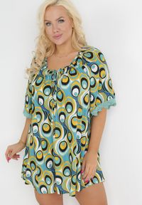Born2be - Żółto-Zielona Tunika z Wiązaniem przy Dekolcie i Koronkowymi Rękawami Ollieni. Kolekcja: plus size. Kolor: żółty. Materiał: koronka. Długość rękawa: krótki rękaw. Długość: krótkie. Sezon: wiosna, lato #5