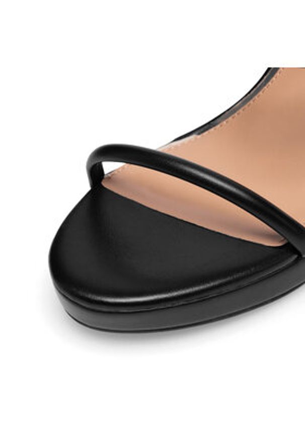 Nine West Sandały WFA2624-1 Czarny. Kolor: czarny. Materiał: syntetyk