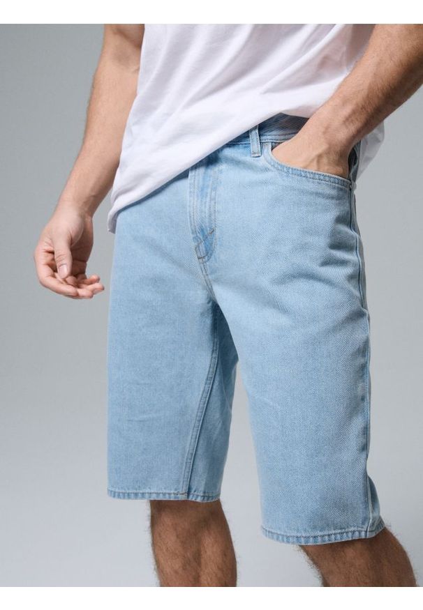 Sinsay - Szorty jeansowe - niebieski. Kolor: niebieski. Materiał: jeans