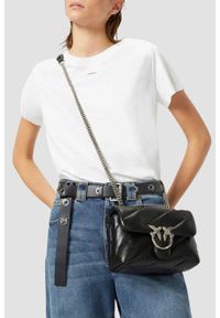 Pinko - PINKO Czarna kopertówka Love Puff Mini Cl Sheep Nappa. Kolor: czarny. Materiał: skórzane, pikowane. Styl: klasyczny, elegancki #5