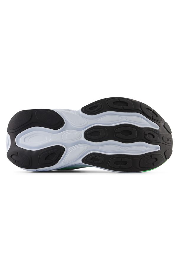 Buty damskie New Balance Fresh Foam x More v5 WMORCB5 – białe. Okazja: na co dzień. Kolor: biały. Szerokość cholewki: normalna. Sport: fitness