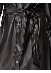 Guess Sukienka z imitacji skóry W3RK55 WF8Q0 Czarny Regular Fit. Kolor: czarny. Materiał: skóra