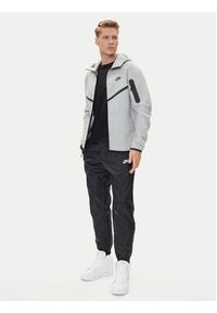 Nike Spodnie dresowe Windrunner DX0653 Czarny Standard Fit. Kolor: czarny. Materiał: syntetyk #5