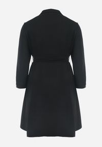 Born2be - Czarna Rozkloszowana Mini Sukienka Zapinana na Guziki z Materiałowym Paskiem Vleco. Kolor: czarny. Materiał: materiał. Długość: mini #3
