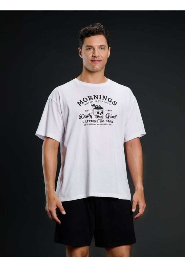 Sinsay - Bawełniana piżama oversize z nadrukiem - wielobarwny. Materiał: bawełna. Wzór: nadruk