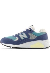 Buty sportowe New Balance MT580CA2 niebieskie. Kolor: niebieski. Materiał: dresówka, skóra, syntetyk, guma, materiał. Szerokość cholewki: normalna