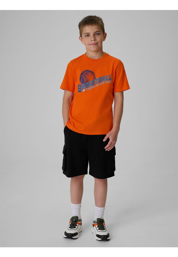4f - 4F T-shirt regular z nadrukiem chłopięcy - pomarańczowy 134 (8-9 lat). Okazja: na co dzień. Kolor: pomarańczowy. Materiał: bawełna, dzianina. Wzór: nadruk. Sezon: lato. Styl: klasyczny, casual