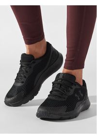 Under Armour Buty do biegania UA W Surge 3 3024894-002 Czarny. Kolor: czarny. Materiał: materiał #4
