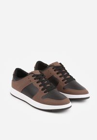 Born2be - Brązowe Sneakersy Ozdobione Perforacją Isselina. Okazja: na spacer, na co dzień. Kolor: brązowy. Wzór: aplikacja. Sport: turystyka piesza #3