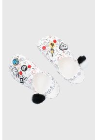 Crocs Klapki damskie kolor biały. Nosek buta: okrągły. Kolor: biały. Materiał: guma. Wzór: motyw z bajki #2