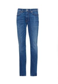GANT - Jasnoniebieskie jeansy Maxen Active-Recover. Kolor: niebieski #5