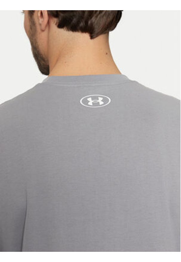 Under Armour T-Shirt Ua Sportstyle Logo Update Ss 1382911 Szary Loose Fit. Kolor: szary. Materiał: bawełna, syntetyk