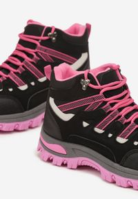 Born2be - Czarno-Fuksjowe Sznurowane Buty Trekkingowe Traperki Vices na Grubej Podeszwie Afertie. Wysokość cholewki: za kostkę. Kolor: czarny. Materiał: jeans. Szerokość cholewki: normalna. Styl: klasyczny, wakacyjny, sportowy