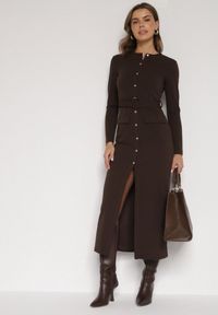 Born2be - Brązowa Sukienka Koszulowa z Wiskozą Guzikami i Paskiem Vetienne. Okazja: na co dzień. Kolor: brązowy. Materiał: wiskoza. Typ sukienki: koszulowe. Styl: casual #4
