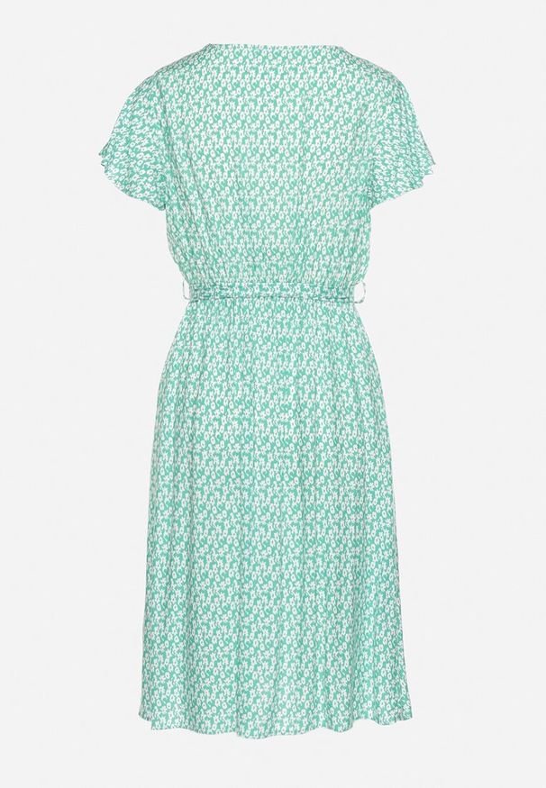 Born2be - Zielona Sukienka z Kopertowym Dekoltem Wiązanym Paskiem i Gumką w Talii z Wiskozy Canbra. Kolor: zielony. Materiał: wiskoza. Sezon: lato. Typ sukienki: kopertowe