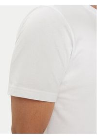 GAP - Gap T-Shirt 507947-00 Biały Regular Fit. Kolor: biały. Materiał: syntetyk, bawełna #5