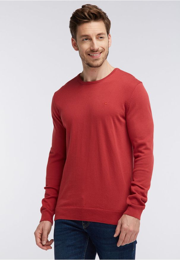 Mustang - MUSTANG EMIL C BASIC JUMPER MĘSKI SWETER DENIM RED 1005879 7146. Materiał: denim