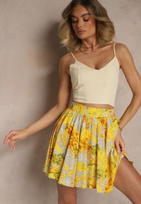 Renee - Żółte Spódnico-Szorty High Waist w Kwiaty Sunevra. Okazja: na co dzień. Stan: podwyższony. Kolor: żółty. Wzór: kwiaty. Sezon: lato. Styl: klasyczny, casual, elegancki