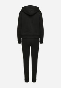 Born2be - Czarny Ocieplany Komplet Dresowy z Bawełny Joggery i Bluza z Kapturem i Nadrukiem Filola. Kolor: czarny. Materiał: dresówka, bawełna. Wzór: nadruk