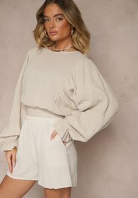 Renee - Beżowa Bawełniana Bluzka Typu Nietoperz z Wiązaniem Sepionna. Okazja: na co dzień. Kolor: beżowy. Materiał: bawełna. Długość rękawa: długi rękaw. Długość: długie. Styl: klasyczny, elegancki, casual #3