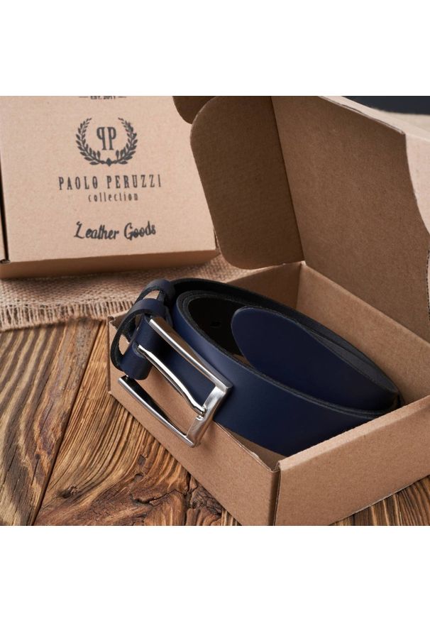 Pasek męski 100 cm granatowy PAOLO PERUZZI PG-03-DBS-100. Kolor: niebieski. Materiał: skóra. Wzór: paski. Styl: elegancki, casual, klasyczny