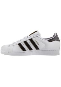 Adidas - Buty adidas Originals Superstar M C77124 białe. Zapięcie: pasek. Kolor: biały. Materiał: guma, materiał, skóra. Szerokość cholewki: normalna. Wzór: aplikacja, jodełka. Sezon: lato. Model: Adidas Superstar. Sport: koszykówka #4