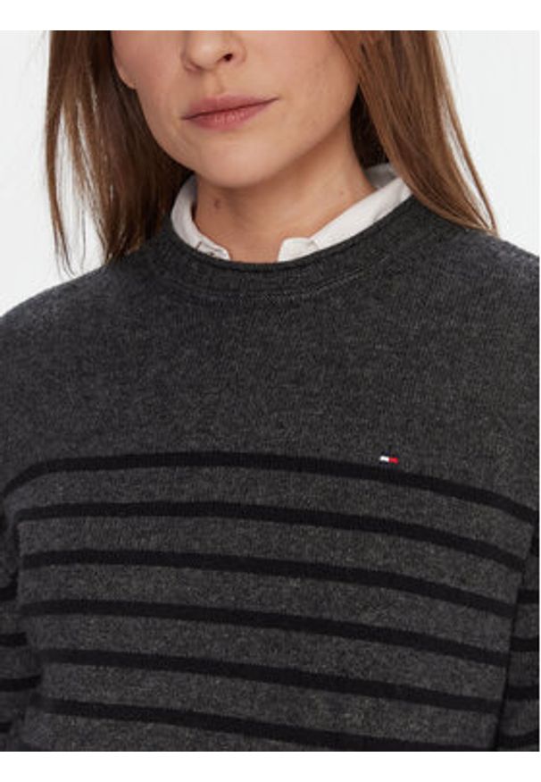 TOMMY HILFIGER - Tommy Hilfiger Sweter WW0WW46438 Szary Regular Fit. Kolor: szary. Materiał: wełna