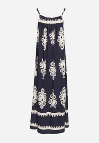 Born2be - Granatowa Sukienka o Rozkloszowanym Kroju na Ramiączkach w Etniczny Wzór Revoniae. Okazja: na co dzień. Typ kołnierza: dekolt w kształcie V. Kolor: niebieski. Długość rękawa: na ramiączkach. Styl: casual, elegancki #7