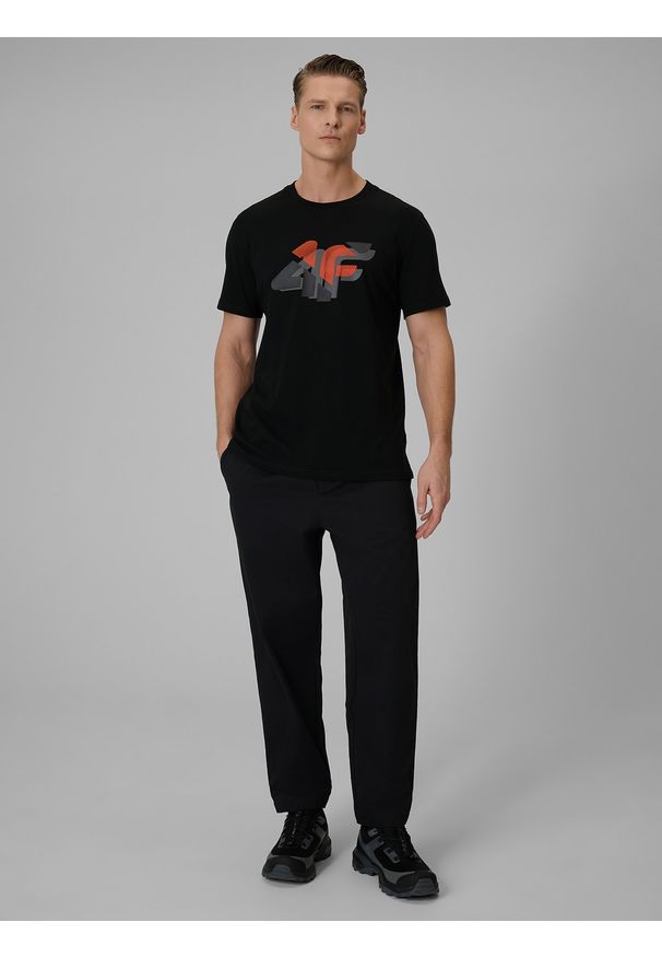 4f - 4F T-shirt regular z nadrukiem męski - czarny S. Okazja: na co dzień. Kolor: czarny. Materiał: bawełna, materiał. Wzór: nadruk. Styl: casual