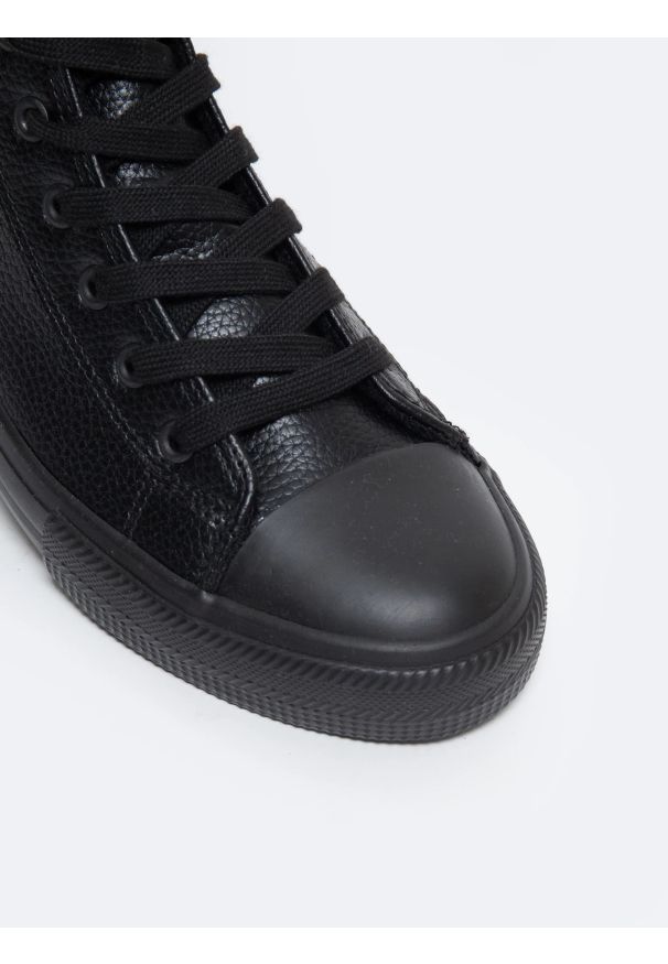 Big-Star - Trampki męskie wysokie ze skóry ekologicznej czarne MM174012 906. Kolor: czarny. Materiał: skóra ekologiczna. Szerokość cholewki: normalna