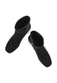 BESTELLE - Czarne Botki Bestelle Eleganckie Buty Damskie. Okazja: do pracy, na co dzień, na spotkanie biznesowe. Kolor: czarny. Materiał: futro, jeans, materiał, syntetyk. Obcas: na obcasie. Styl: elegancki. Wysokość obcasa: średni #3