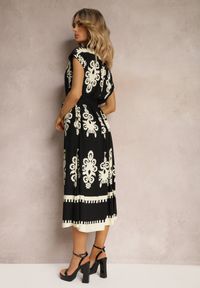 Renee - Czarno-Beżowa Boho Sukienka w Rozkloszowanym Stylu z Materiałowym Paskiem i Guzikami Jori. Okazja: na co dzień, na imprezę. Typ kołnierza: dekolt w kształcie V. Kolor: czarny. Materiał: materiał. Długość rękawa: krótki rękaw. Typ sukienki: proste, rozkloszowane. Styl: boho