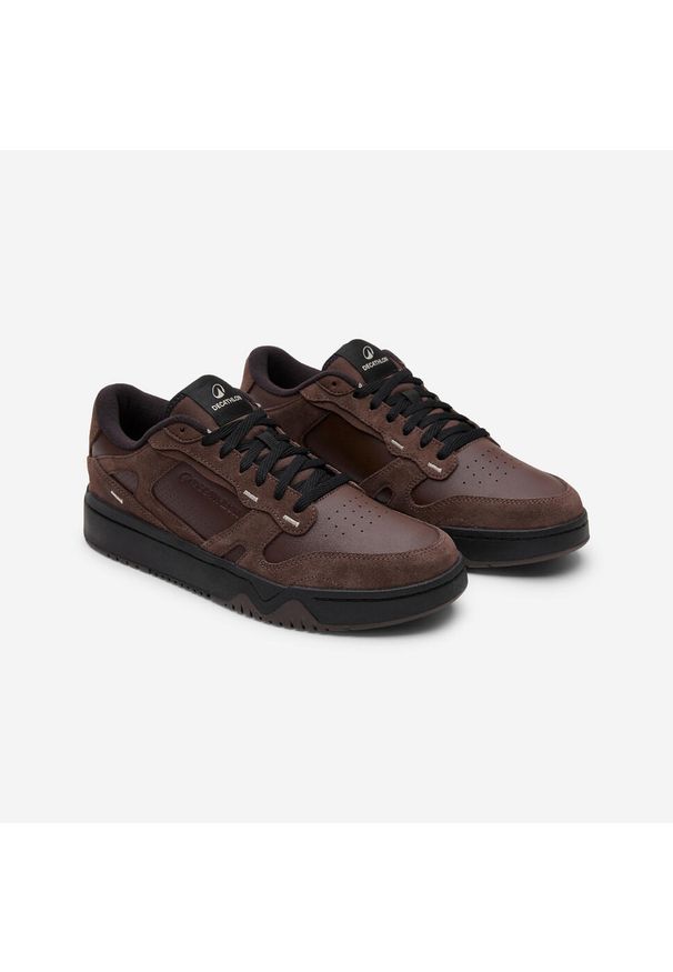Decathlon - Sneakersy męskie CJ80 zamszowe. Kolor: czarny, brązowy, beżowy, wielokolorowy. Materiał: zamsz. Szerokość cholewki: normalna