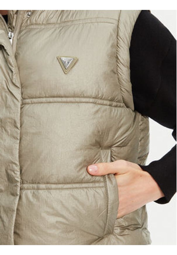 Guess Bezrękawnik W5YL11 WHDO2 Zielony Regular Fit. Kolor: zielony. Materiał: syntetyk. Długość rękawa: bez rękawów