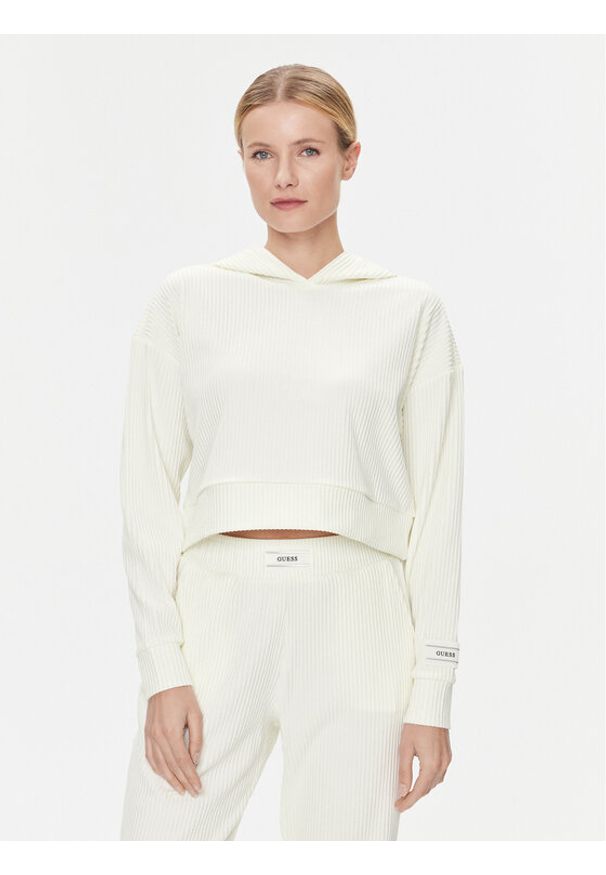 Guess Bluza Aislin V4RQ00 KC2T0 Écru Regular Fit. Materiał: syntetyk