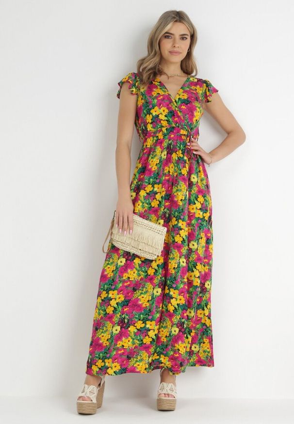 Born2be - Żółto-Różowa Sukienka Oceshi. Typ kołnierza: kołnierz z falbankami, kokarda. Kolor: żółty. Materiał: materiał. Wzór: kwiaty. Typ sukienki: kopertowe. Długość: maxi